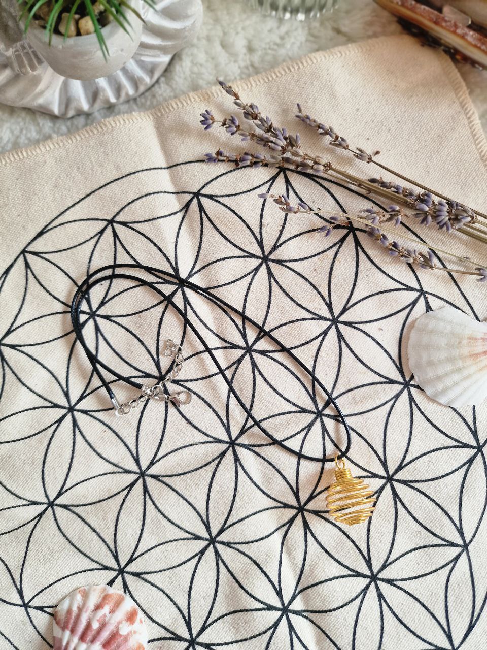 Collana con Gabbietta a Spirale