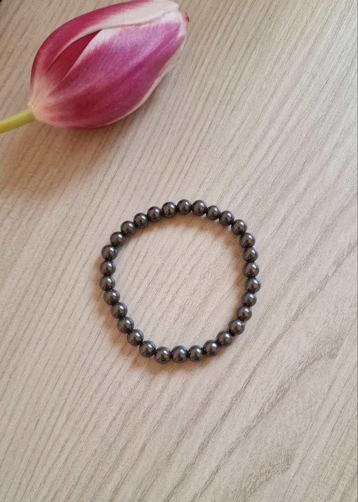 bracciale elastico con perline di ematite