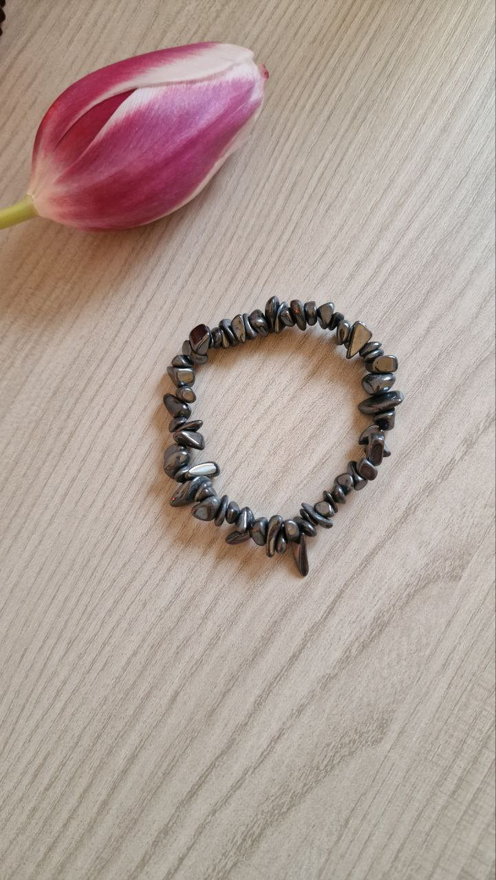 bracciale elastico con chips di ematite