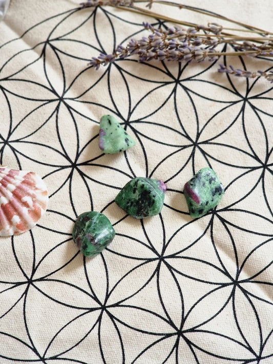 Zoisite con Rubino Burattata