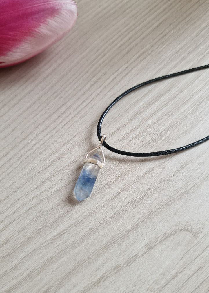 Collana con Fluorite Biterminata